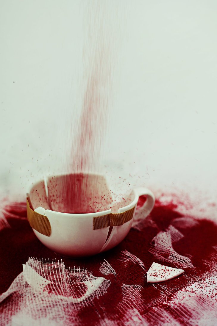 Dina Belenko tasse cassée | FoodArt - Dina Belenko