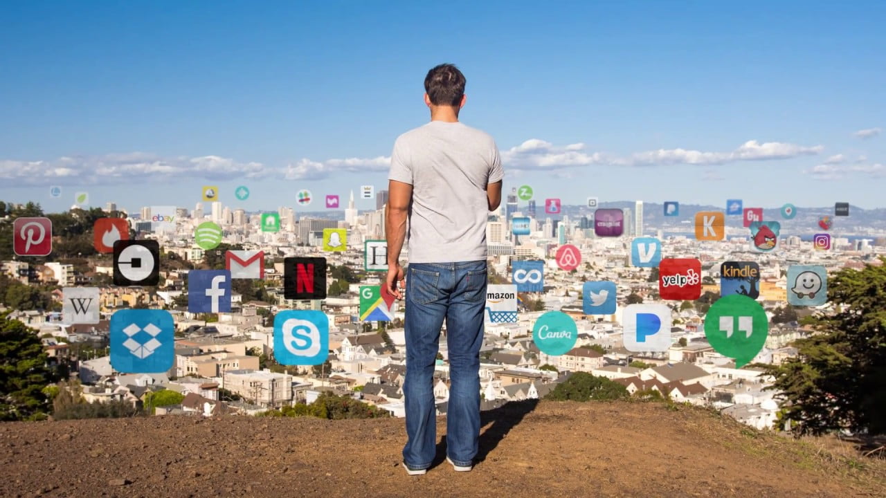evolution of the city | Vidéo : évolution des villes... tout tient désormais dans notre poche !