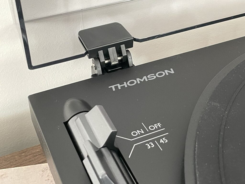 platine vinyle thomson tt700 7 | Platine Thomson TT700 : craquez pour le vinyle !