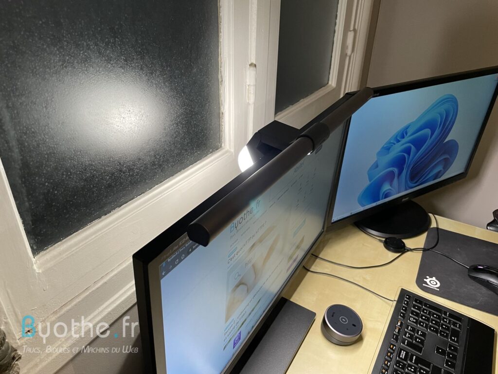 benq screenbar halo 31 | Test : BenQ ScreenBar Halo éclaire votre bureau avec brio !