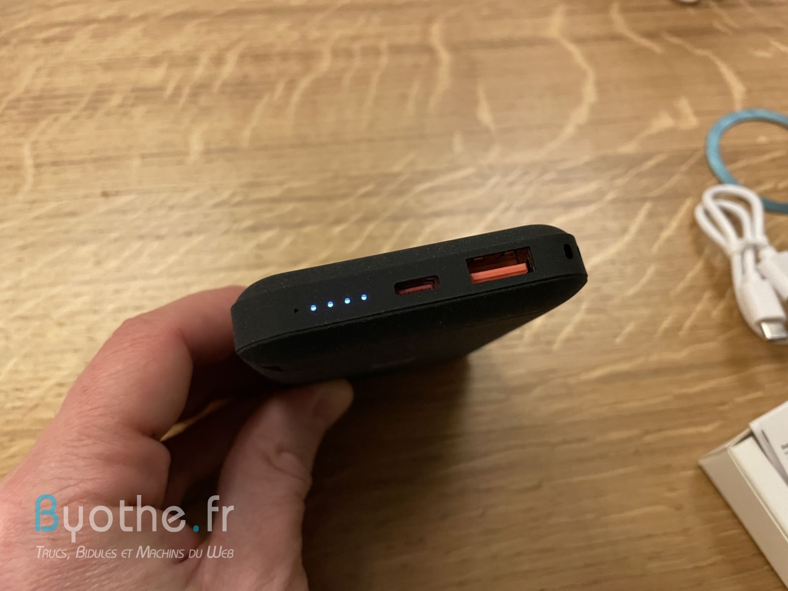 Batterie externe induction magnétique Belyo 5000 mAh Vert et noir - Batterie externe - Achat & prix