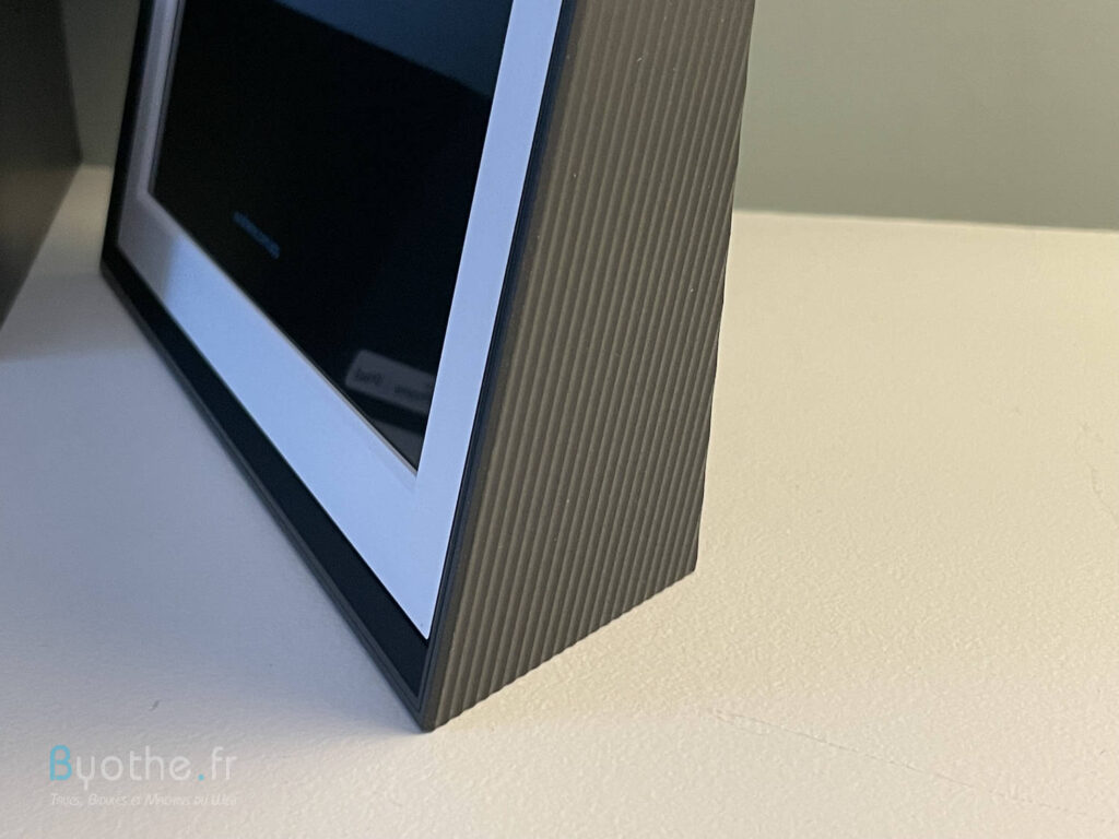 Test du cadre numérique Aura Carver Mat 10" - Aimer, c'est partager ! 10 Test du cadre numérique Aura Carver Mat 10" - Byothe.fr