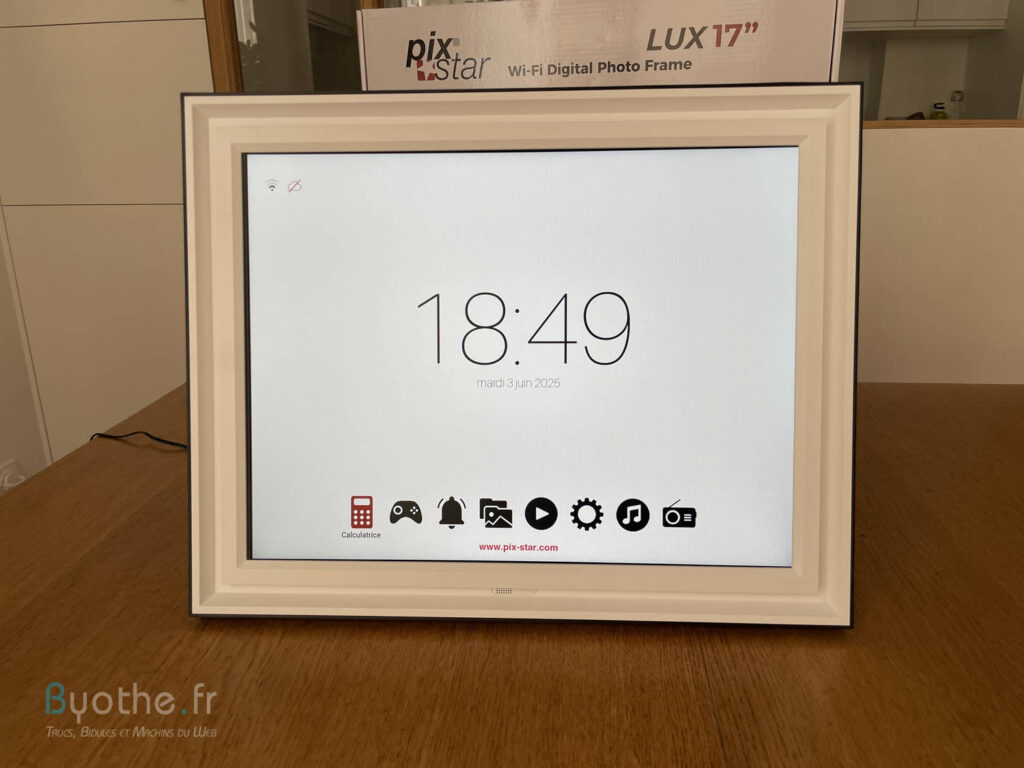 Pix-Star Lux 17" - le cadre photo pour partager vos souvenirs en grand ! 17 cadre pix star lux 17 22 | Pix-Star Lux 17" - le cadre photo pour partager vos souvenirs en grand !