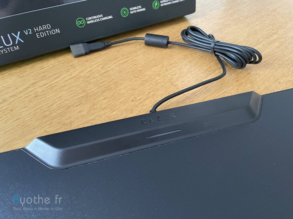 Test : Razer HyperFlux V2 le tapis de souris révolutionnaire + Présentation de la souris Razer Basilisk V3 Pro 5 Tapis de souris Razer HyperFlux V2