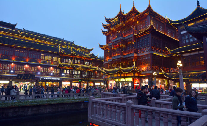 Une Golden Week record redessine la carte du tourisme intérieur en Chine