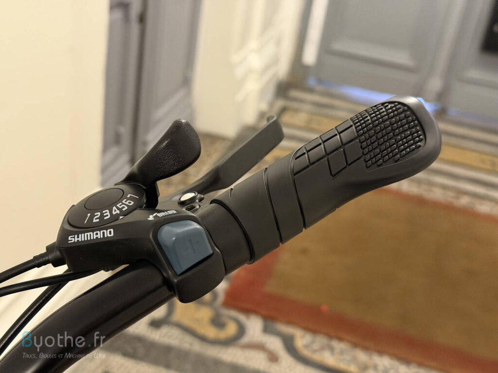 Test du vélo électrique HITWAY BK27S : un bon vélo urbain à prix très raisonnable 9 velo electrique hitway bk27s 21 | Test du vélo électrique HITWAY BK27S : un bon vélo urbain à prix très raisonnable