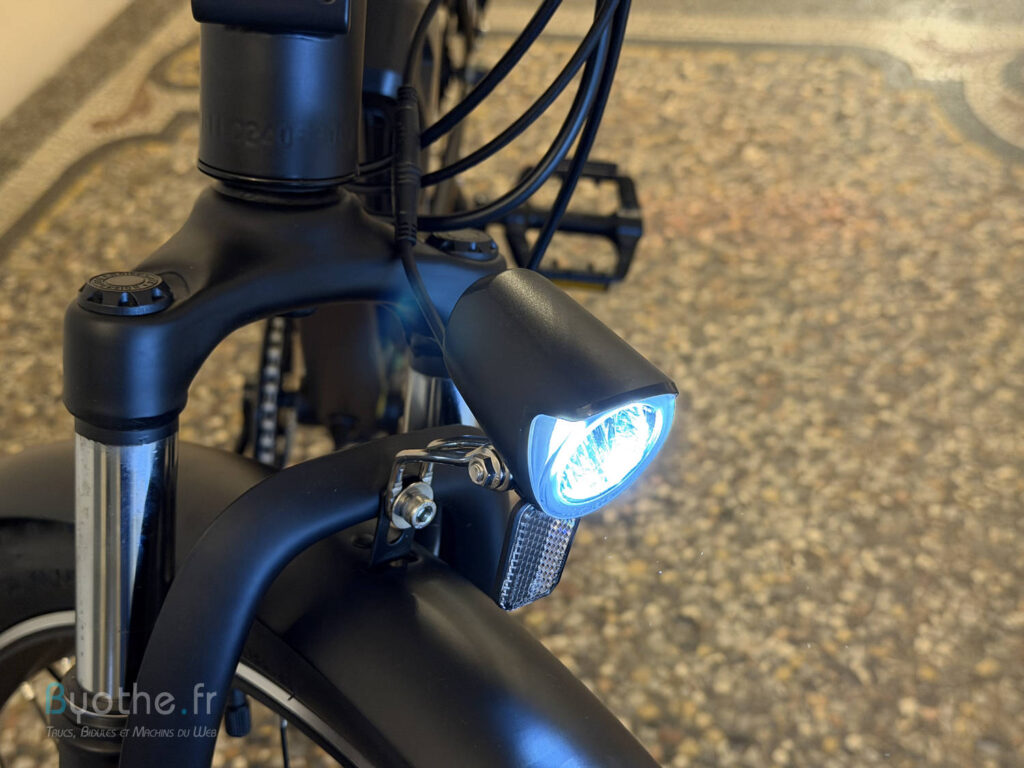 Test du vélo électrique HITWAY BK27S : un bon vélo urbain à prix très raisonnable 25 velo electrique hitway bk27s 24 | Test du vélo électrique HITWAY BK27S : un bon vélo urbain à prix très raisonnable