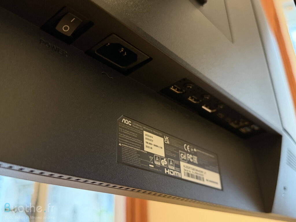 ecran aoc u32u3cv 10 | Test AOC U32U3CV : un écran pour voir (beaucoup) plus grand tout en se simplifiant la vie