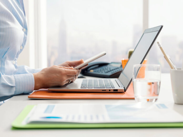 Les 5 meilleurs outils gratuits pour lancer son activité en ligne en 2026