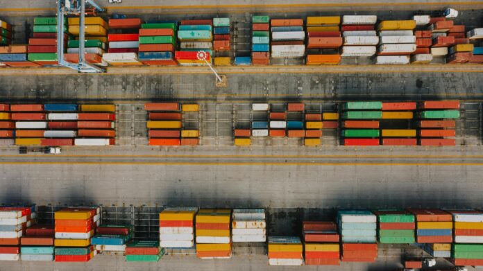 Les meilleures entreprises de logistique spécialisées dans les expéditions B2B. Comment choisir le meilleur partenaire?