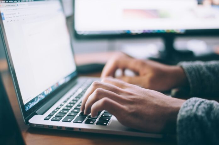 Changement de PC : le guide étape par étape pour migrer vos données sans rien oublier