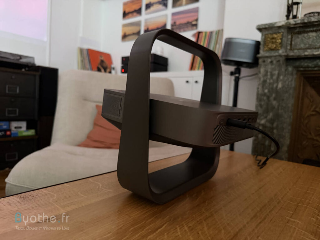 Test du XGIMI Elfin Flip 4K : un projecteur 4K portable qui n’a rien à envier aux modèles de salon 15 Vidéoprojecteur XGIMI Elfin Flip 4K
