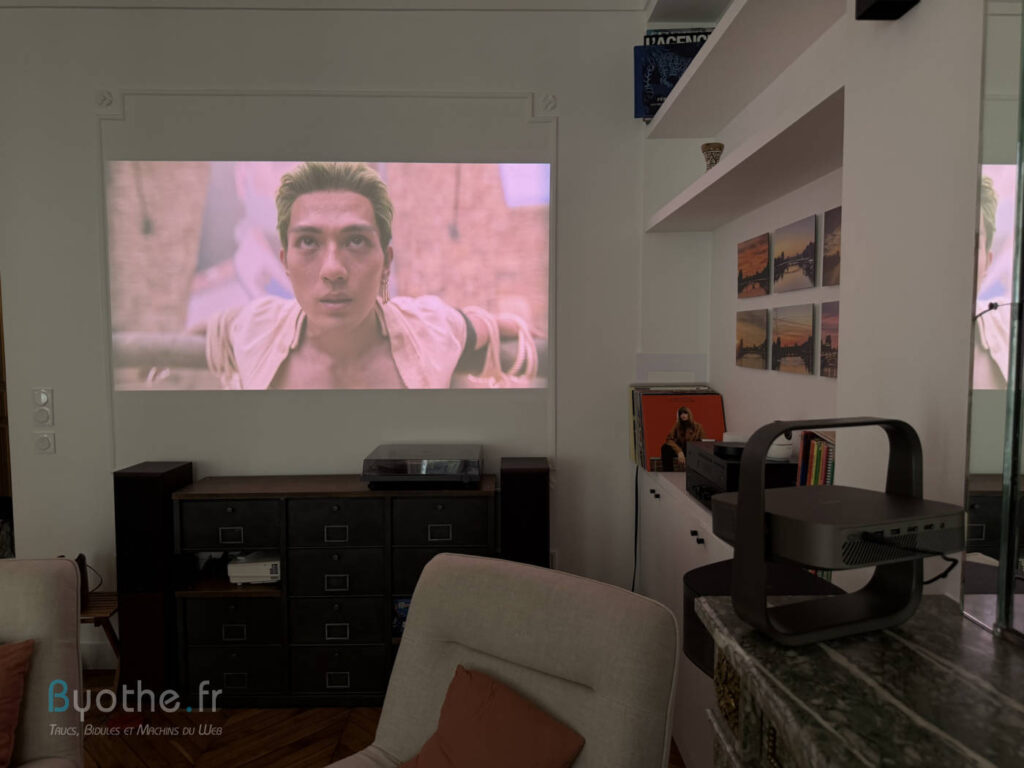 Test du XGIMI Elfin Flip 4K : un projecteur 4K portable qui n’a rien à envier aux modèles de salon 26 Vidéoprojecteur XGIMI Elfin Flip 4K