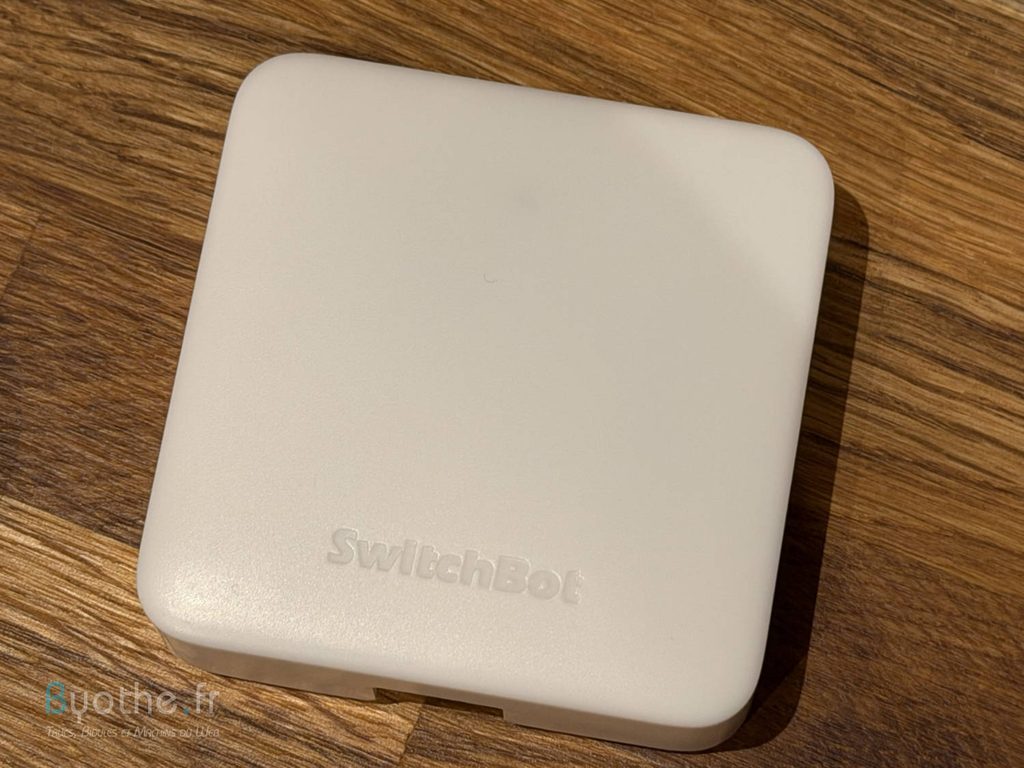 Test de la station météo SwitchBot : un tableau de bord E-Ink pour toute la maison 26 switchbot hub mini 4 | Test de la station météo SwitchBot : un tableau de bord E-Ink pour toute la maison